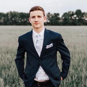 Meet your Posher, Josiah